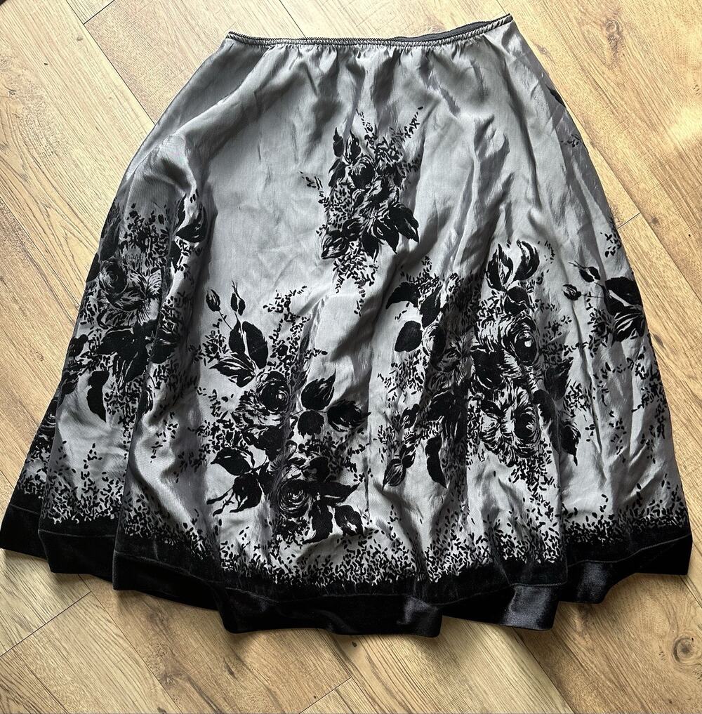 MSK Grey Black Velvet Embossed Floral Long Skirt Medium Whimsy Goth Vintage Y2K